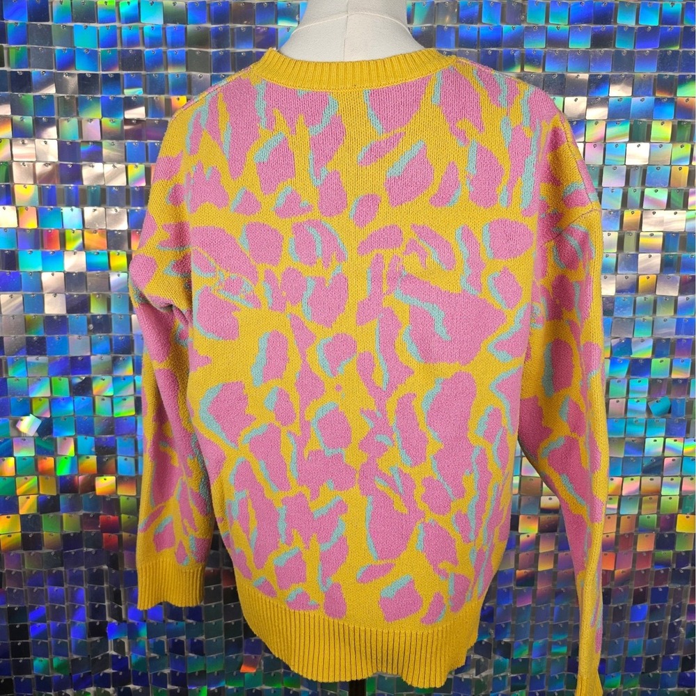 Abstract Animal Print Sweater Womens M Bright Yellow Pink Knit Giraffe Dopamine - Picture 6 of 8